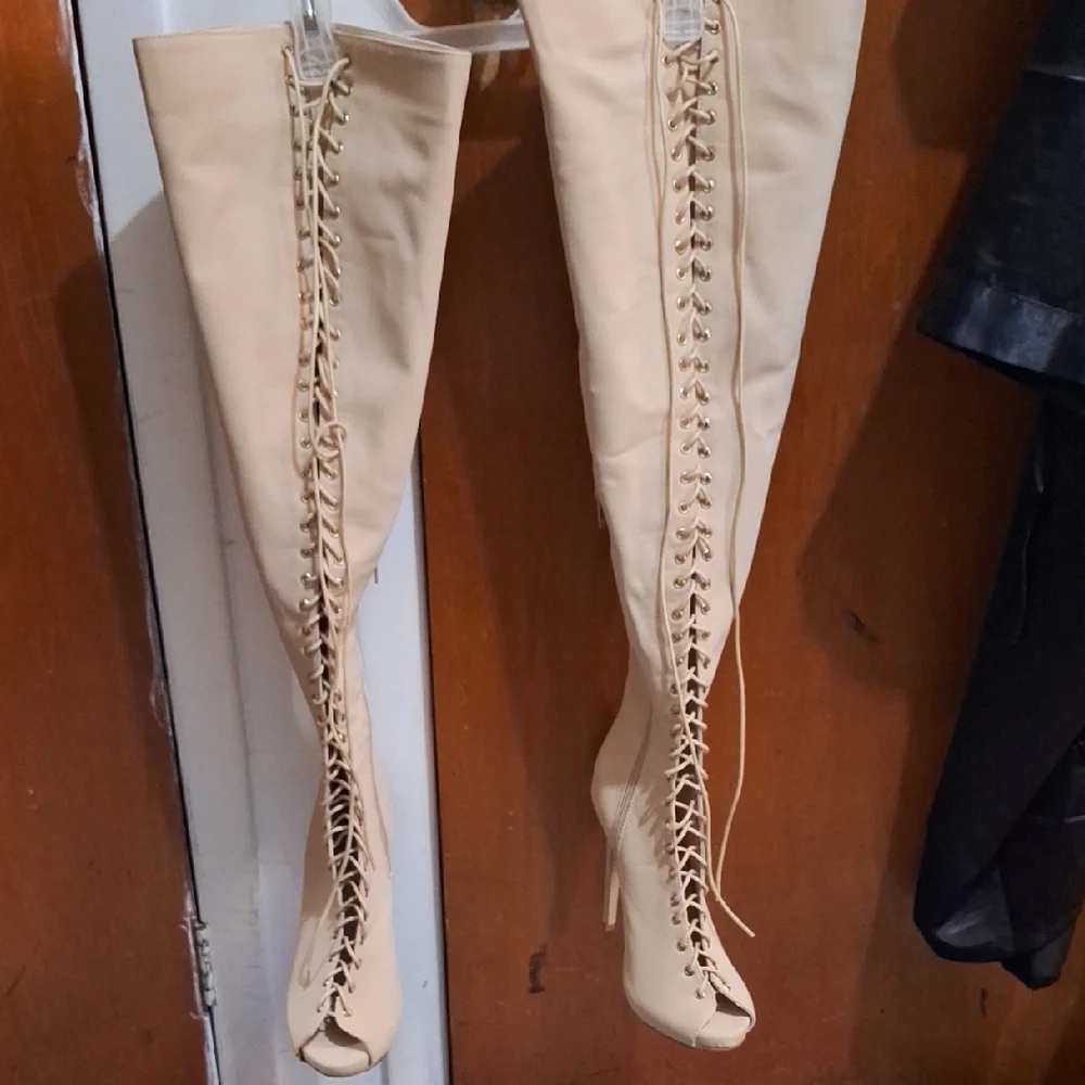 Glaze Beige Lace-Up Over the Knee Boots - Picture 5 of 6